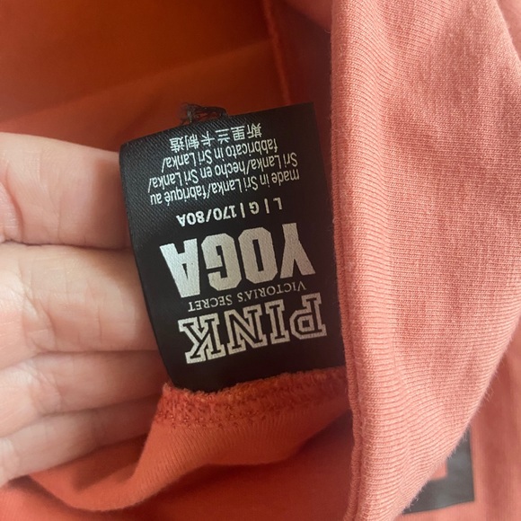 Brand new PINK yoga pants - Picture 3 of 4